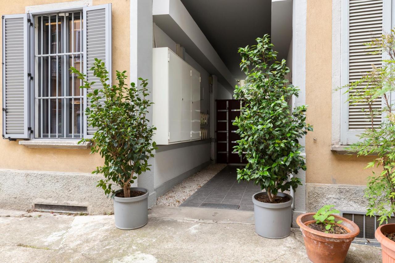 Apartment White Sempione