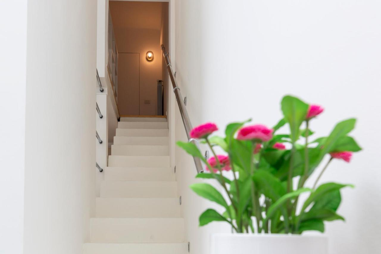 Apartment White Sempione *