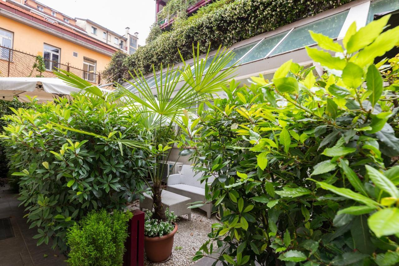 Apartment White Sempione